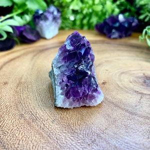 URUGUAYAN AMETHYST QUARTZ GEODE CLUSTER  GEMSTONE